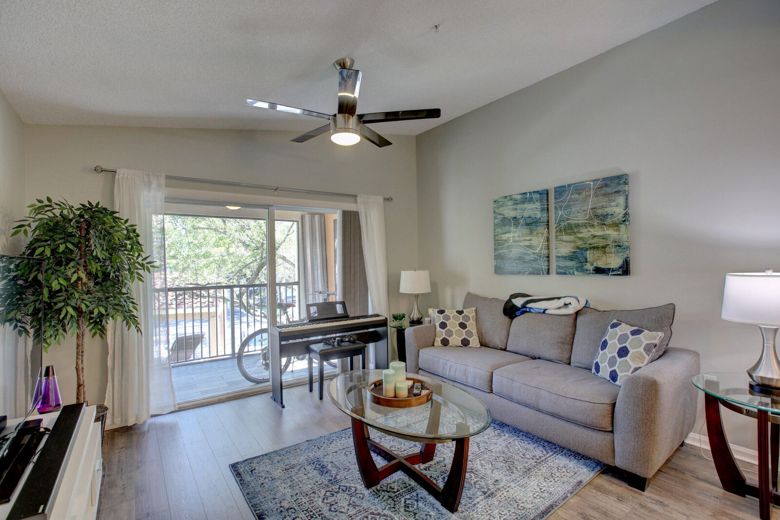 Property Photo:  4820 N State Road 7 10207  FL 33073 