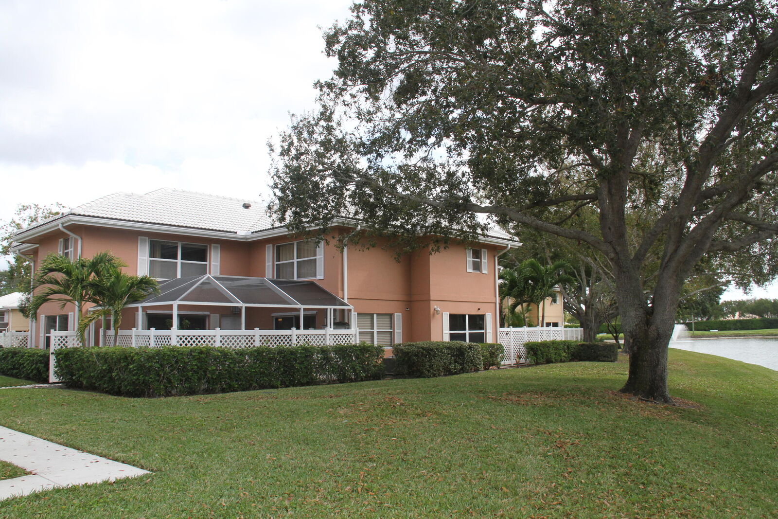 Property Photo:  1928 Hartford Court  FL 33409 