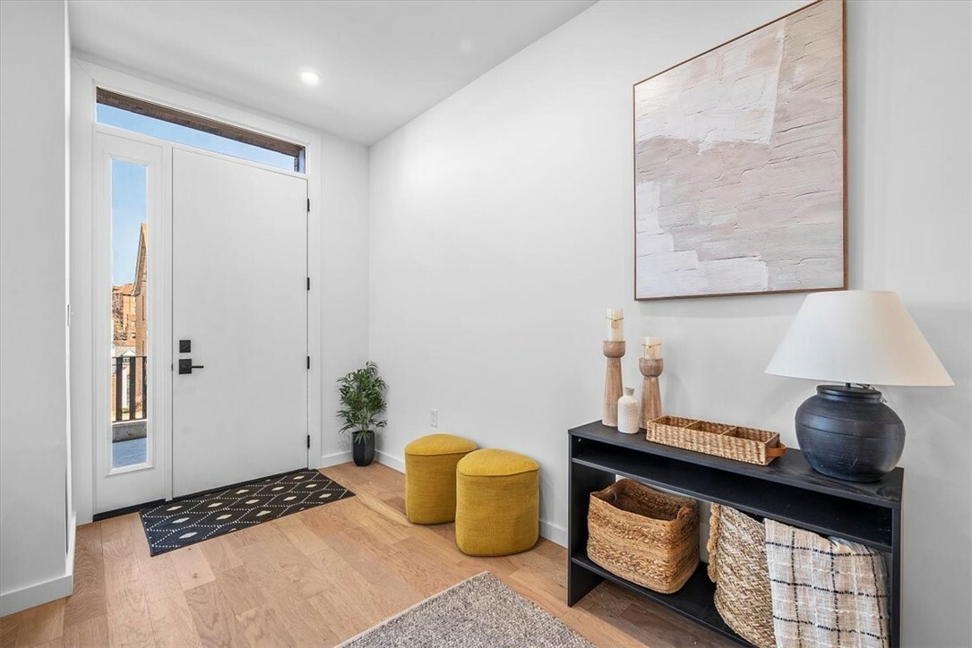 Property Photo: 116 Burrows St PA 15213