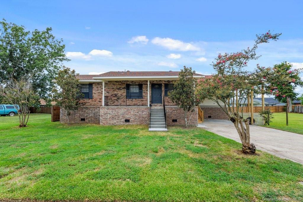 Property Photo:  4326 Pleasant Drive  LA 70605 