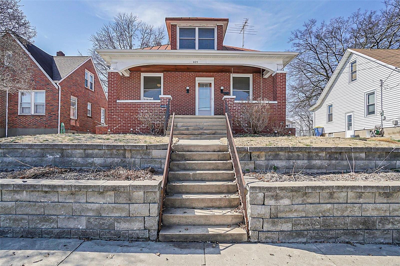 Property Photo:  405 High Street  MO 63090 