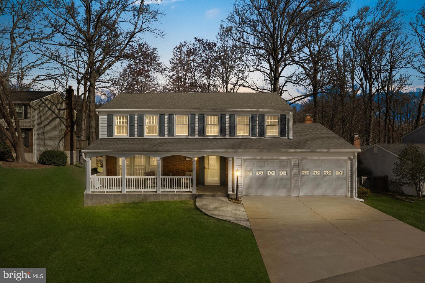 Property Photo: 5900 Carters Oak Court VA 22015