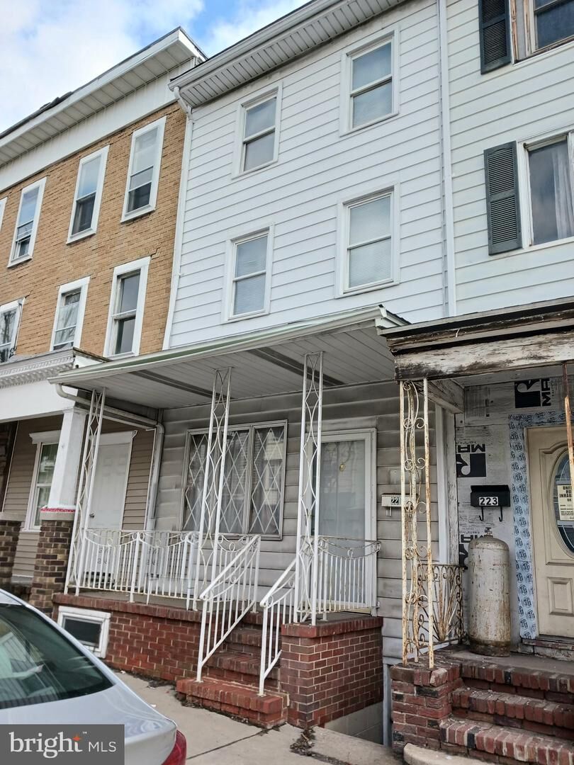 Property Photo:  221 S Main Street  PA 17976 