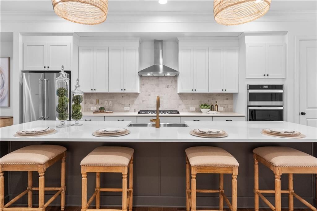 Property Photo:  702 Opera Lane  GA 30009