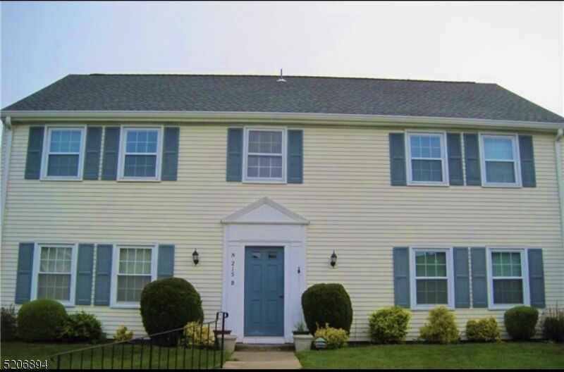 Property Photo:  215 Mayflower Way 1  NJ 08831