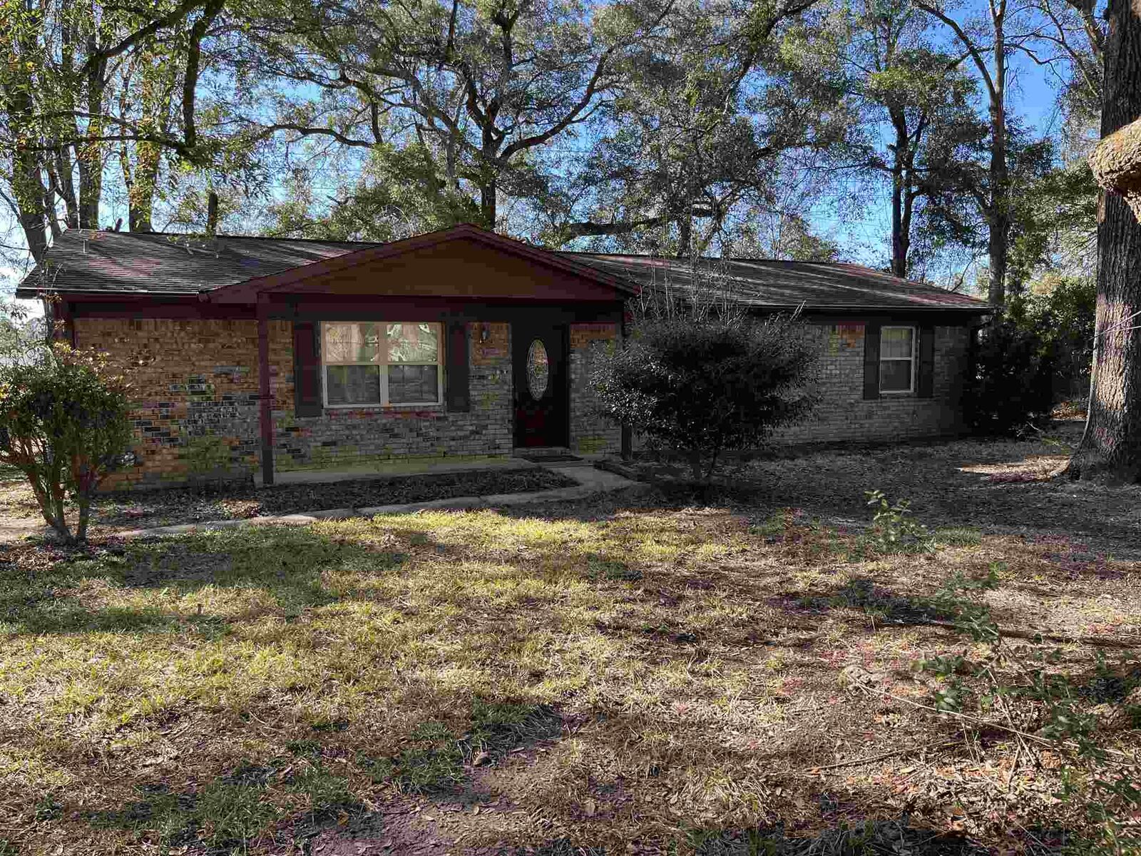 Property Photo:  993 New Haven Dr  FL 32533 