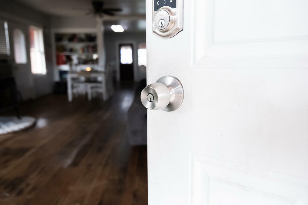 Property Photo: 23328 E Avenue 192 CA 93267