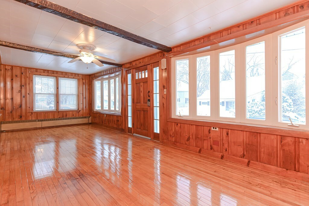 Property Photo:  6 Tilton Street  MA 01844 