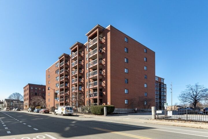 Property Photo: 60 Rantoul Street 414 MA 01915