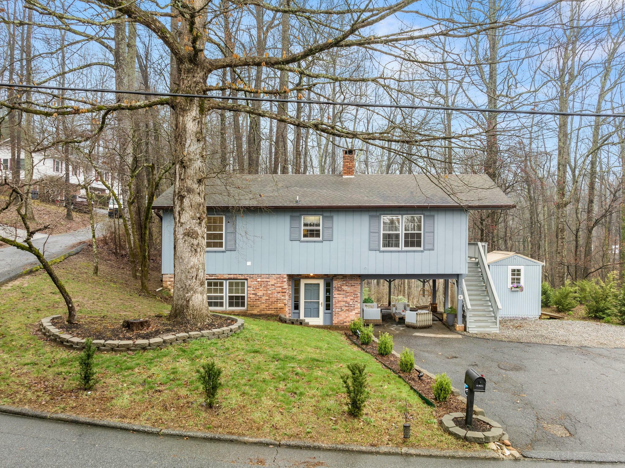 451 Greenville Street  Saluda NC 28773 photo