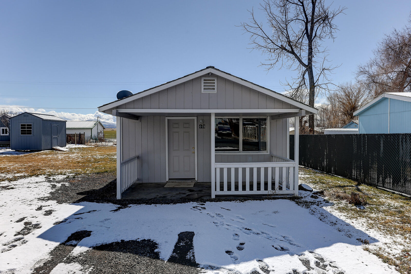 Property Photo: 448 8th Street OR 97741