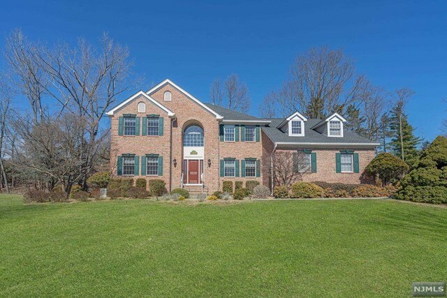 Property Photo: 5 Hopper Court NJ 07430