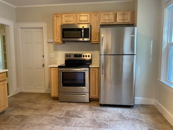 Property Photo: 112 Blaisdell St 2F MA 01830