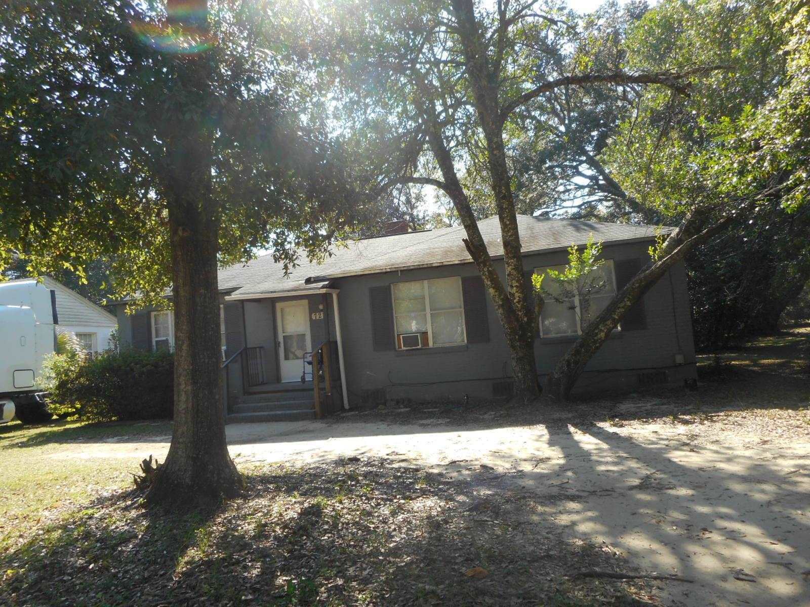 Property Photo:  721 W Hernandez St  FL 32501 