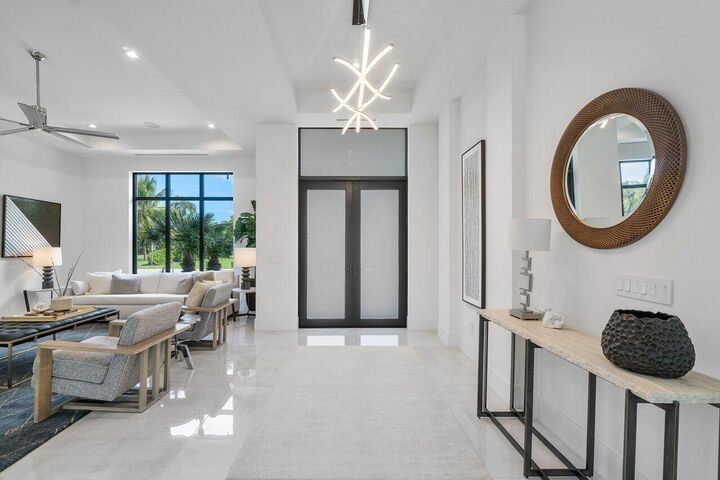 Property Photo:  441 NE 10th Terrace  FL 33432 