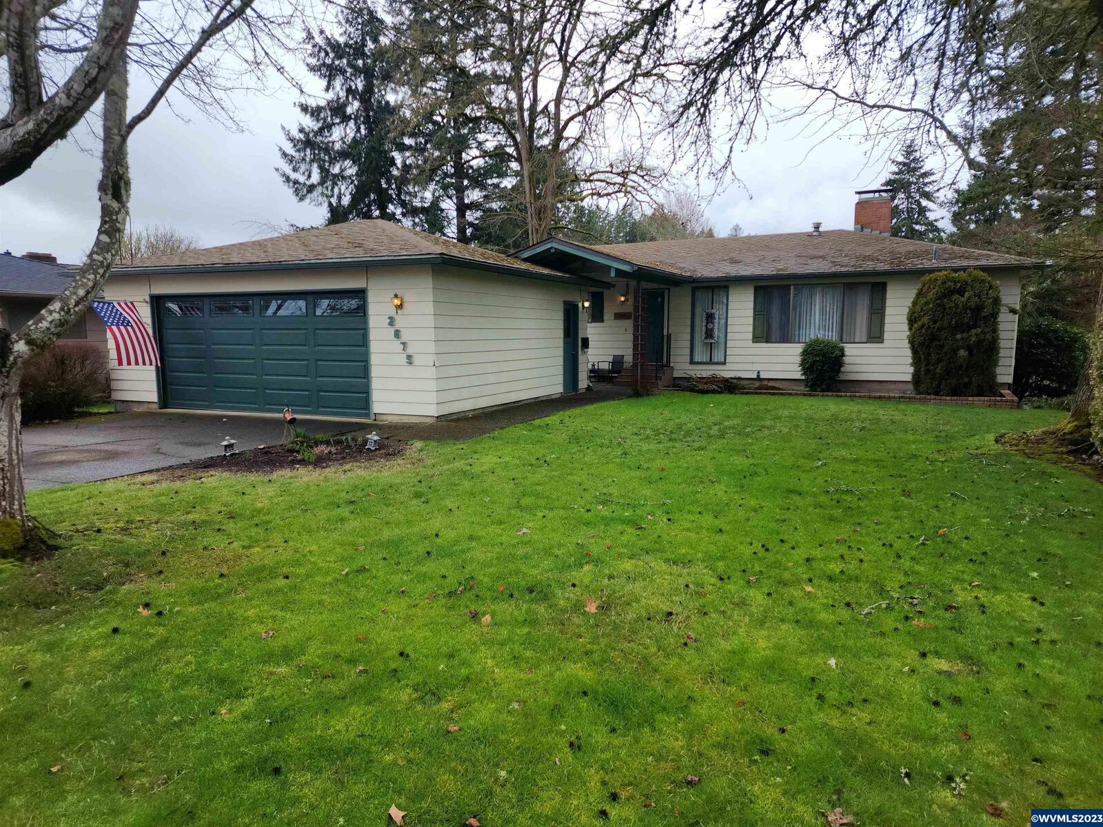 Property Photo: 2675 NW Roosevelt Pl OR 97330