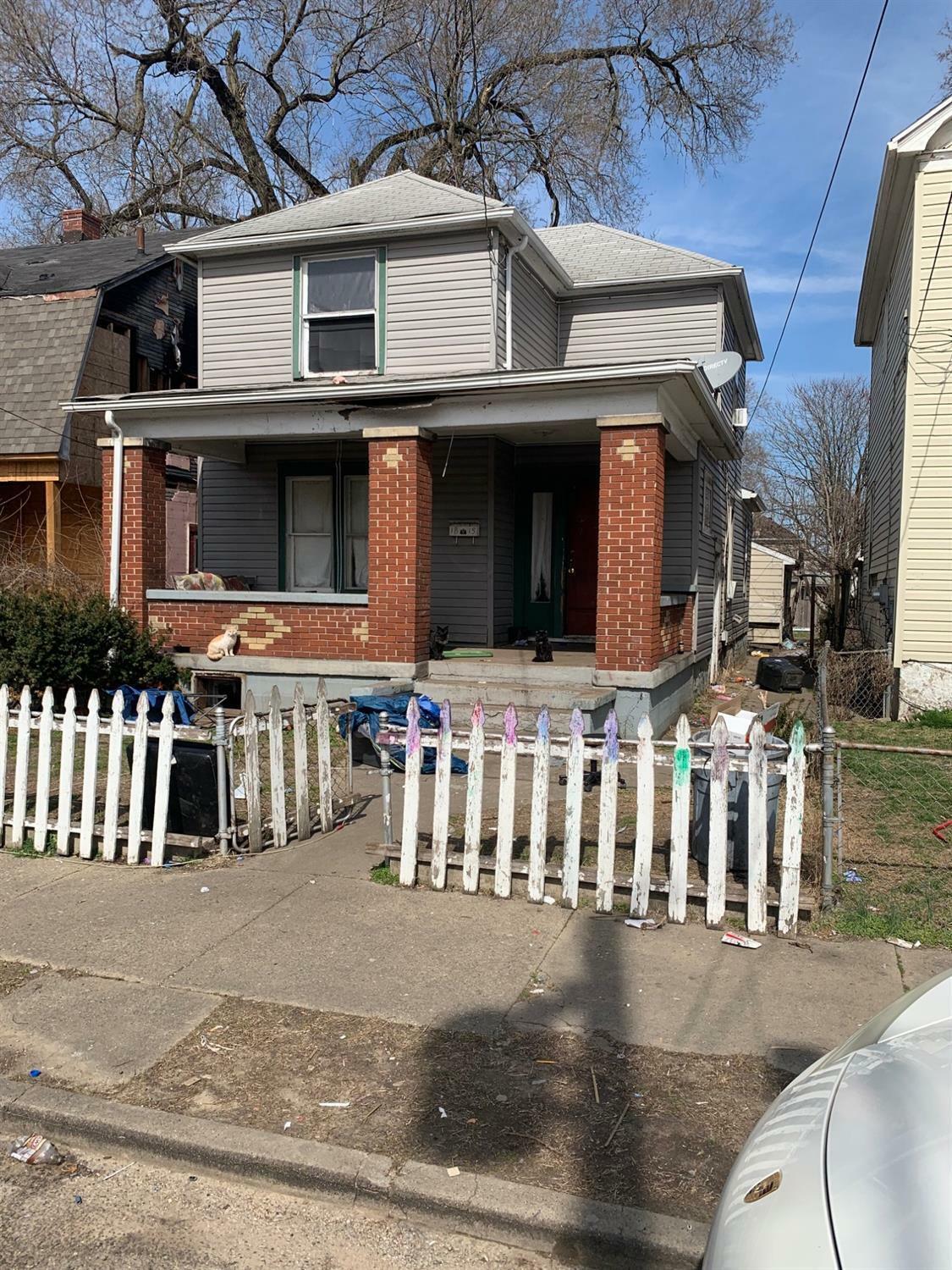 Property Photo:  1815 Carroll Ave  OH 45042 