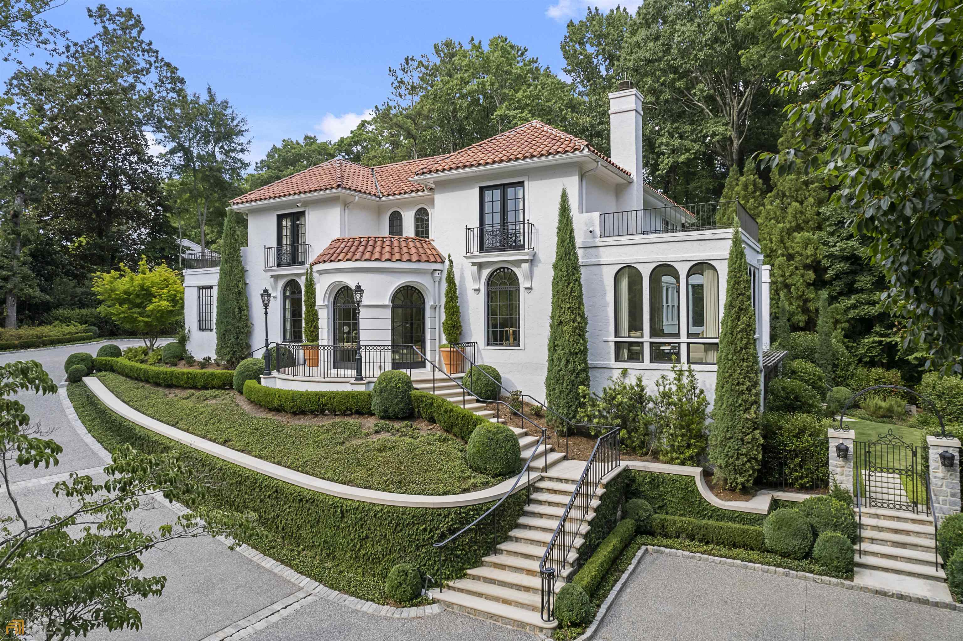 Property Photo: 3571 Tuxedo Park Road NW GA 30305