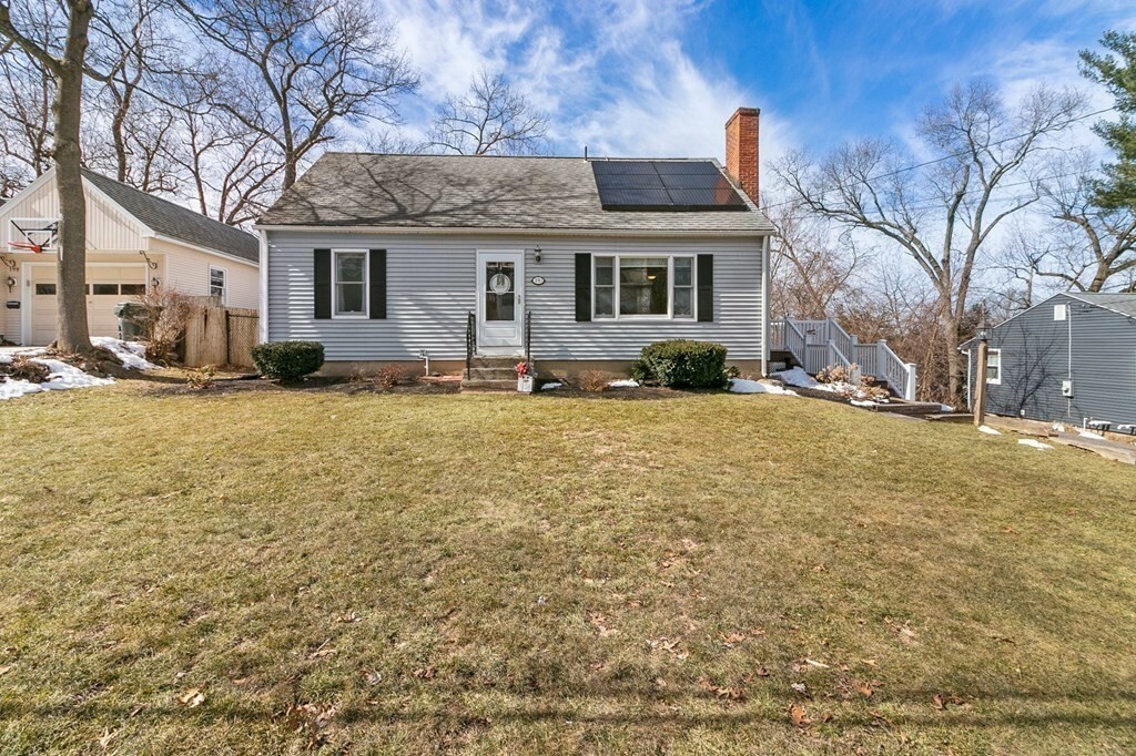 Property Photo:  190 W Allen Ridge Rd  MA 01118 