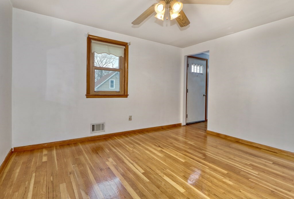 Property Photo:  9 Fairview St  MA 01906 