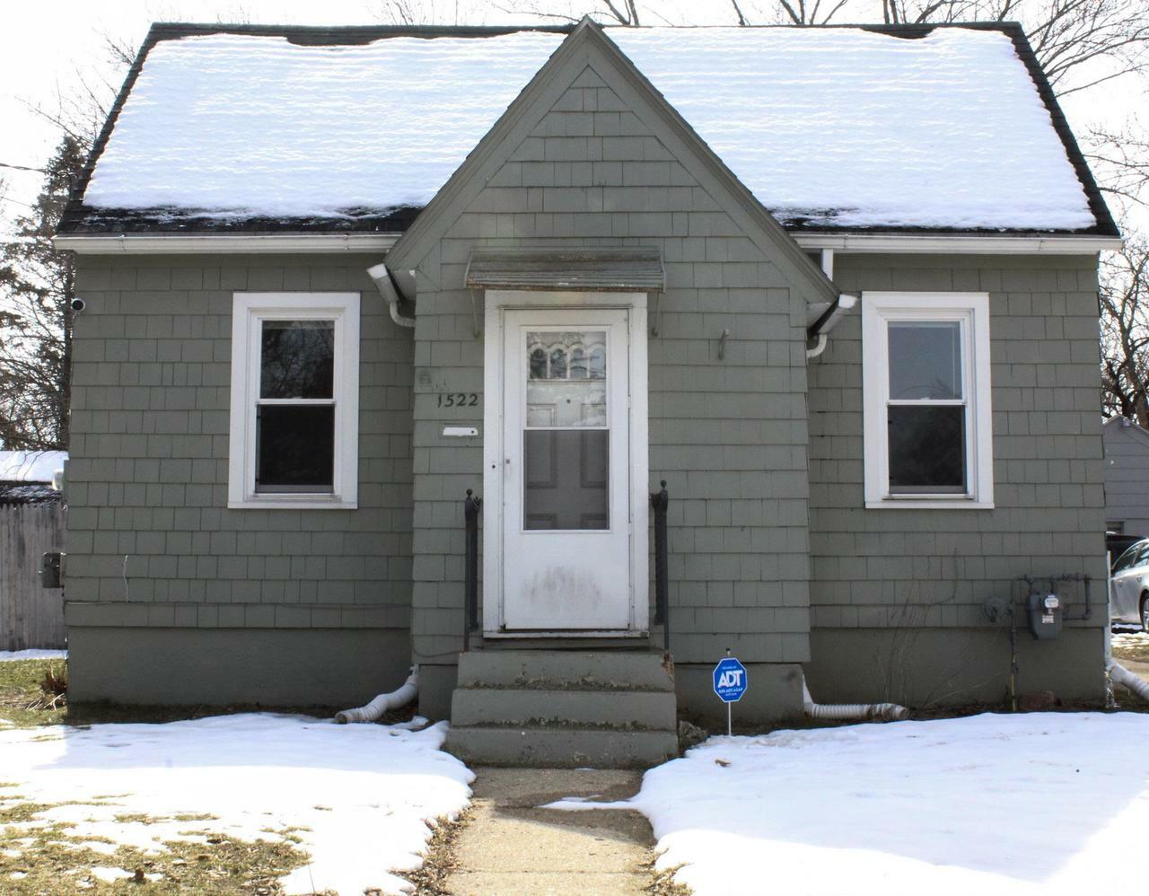 Property Photo:  1522 St Lawrence Ave  WI 53511 