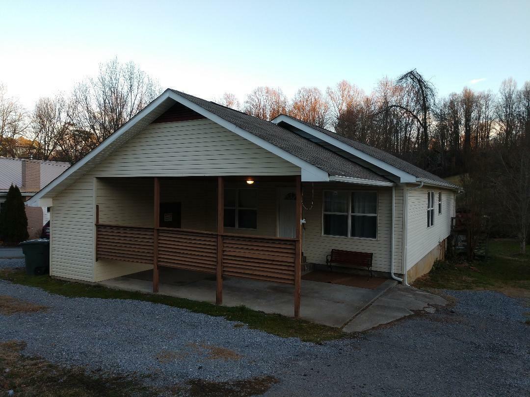 1404 Milligan Highway  Johnson City TN 37601 photo