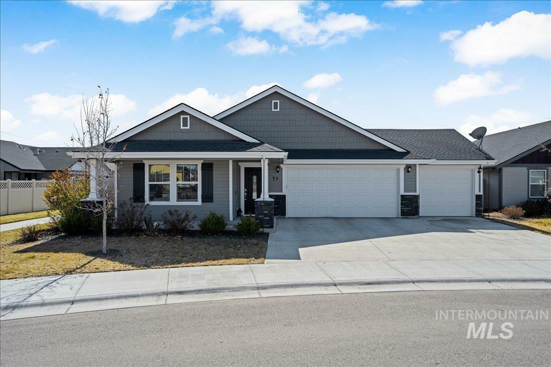Property Photo: 73 W Waukesha ID 83646