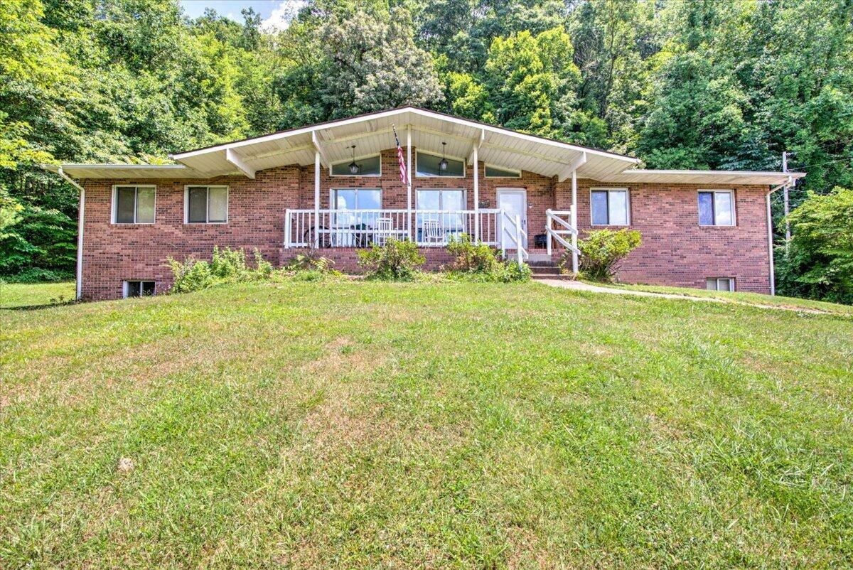 Property Photo:  943 Summerville Road  TN 37663 