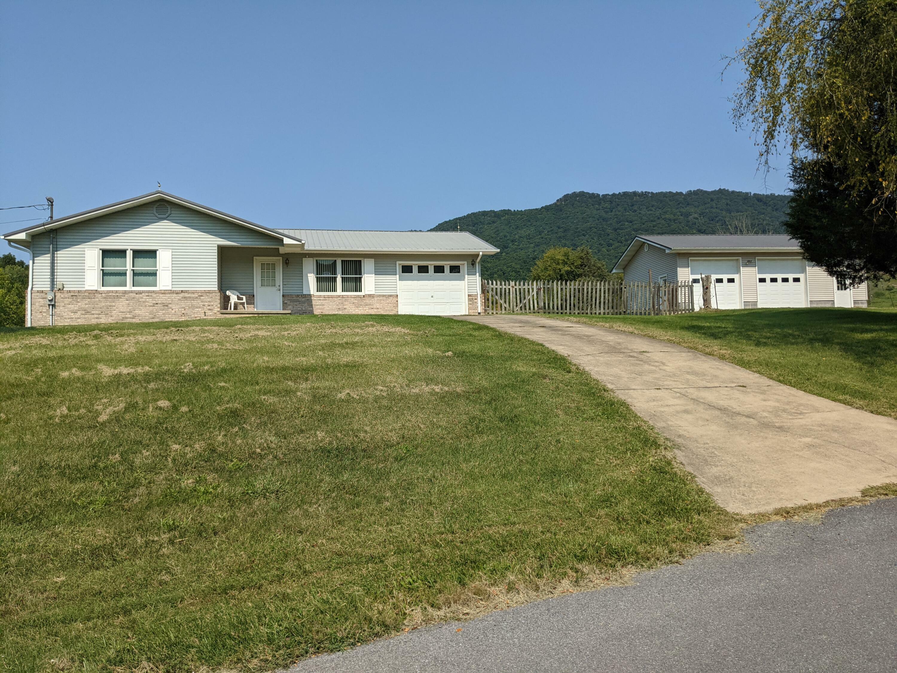 Property Photo:  1780 Nelse Roberts Road  TN 37641 