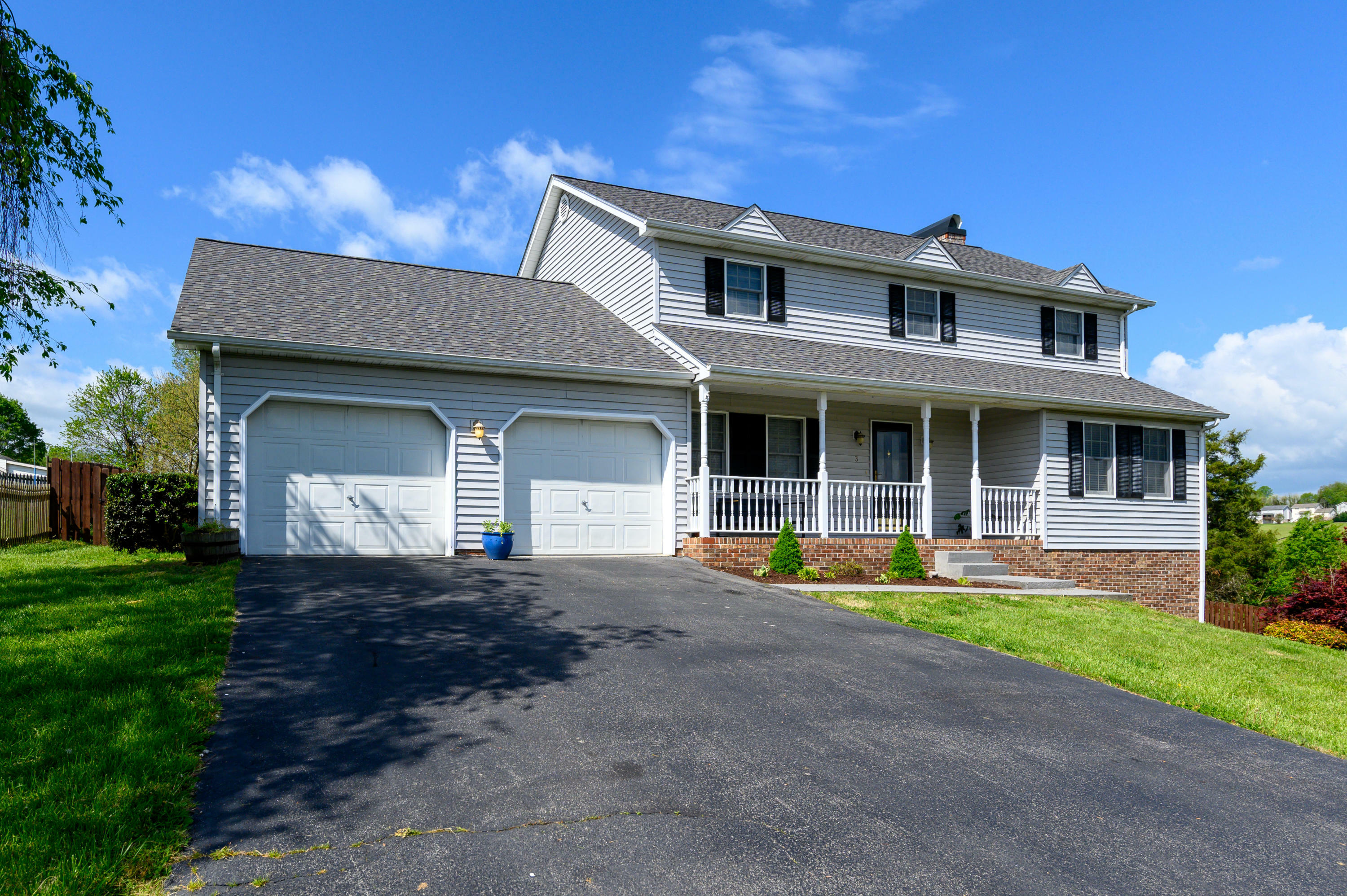 Property Photo:  3 Steeplechase Court  TN 37601 