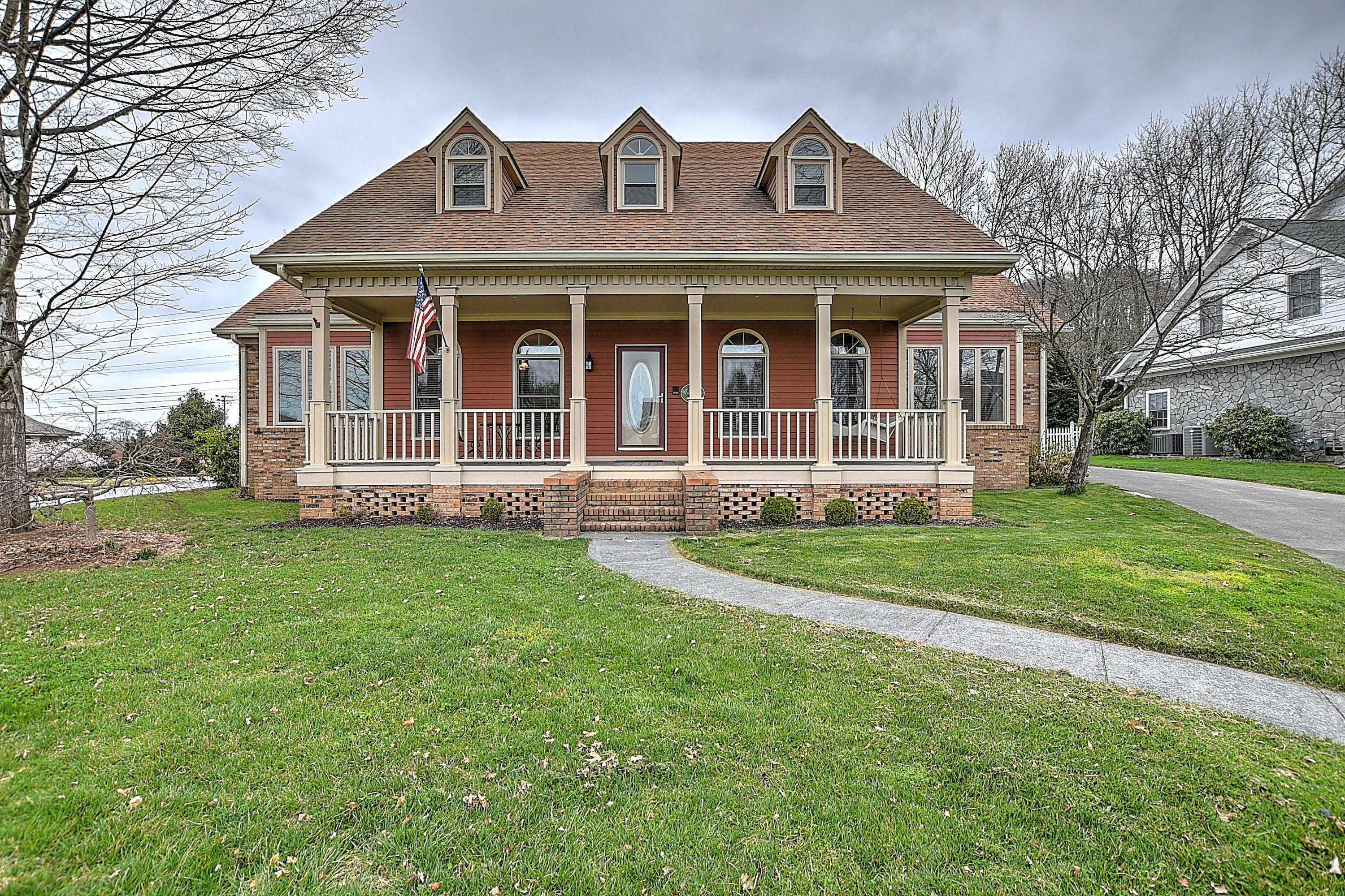 Property Photo:  101 Shadowood Drive  TN 37604 