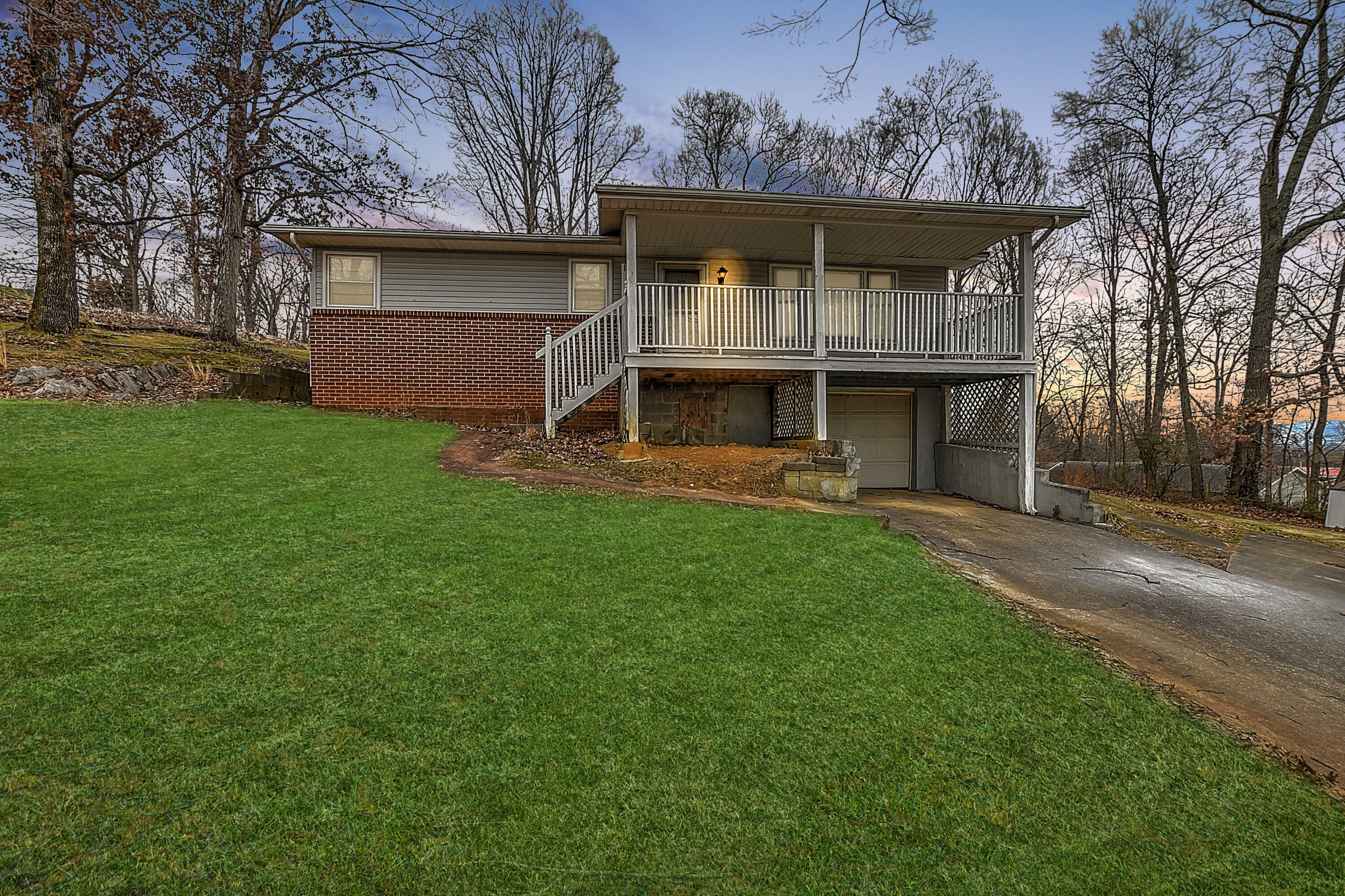 Property Photo:  1124 Hixon Avenue  TN 37743 