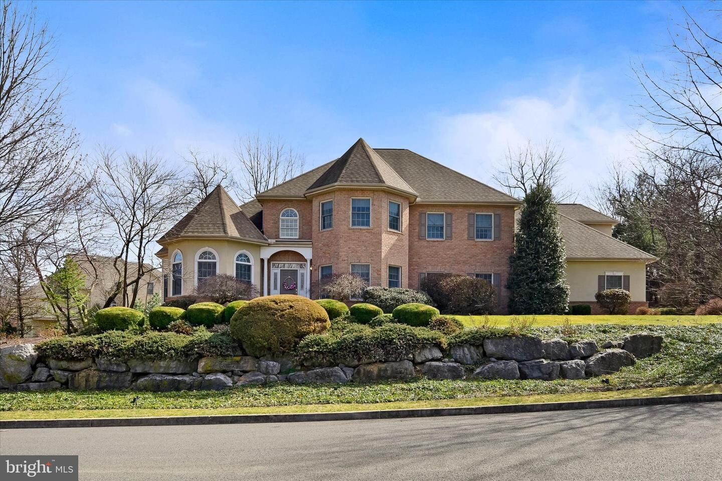 Property Photo: 12 Emlyn Lane PA 17055