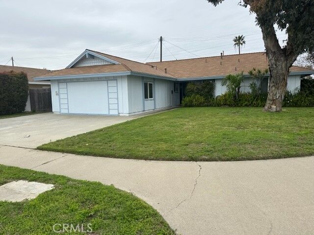 Property Photo:  10471 Sunday Drive  CA 92646