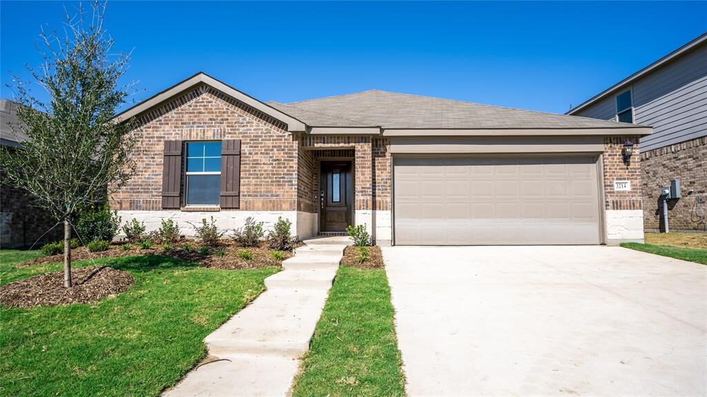 Property Photo: 3214 Burke Drive TX 75189