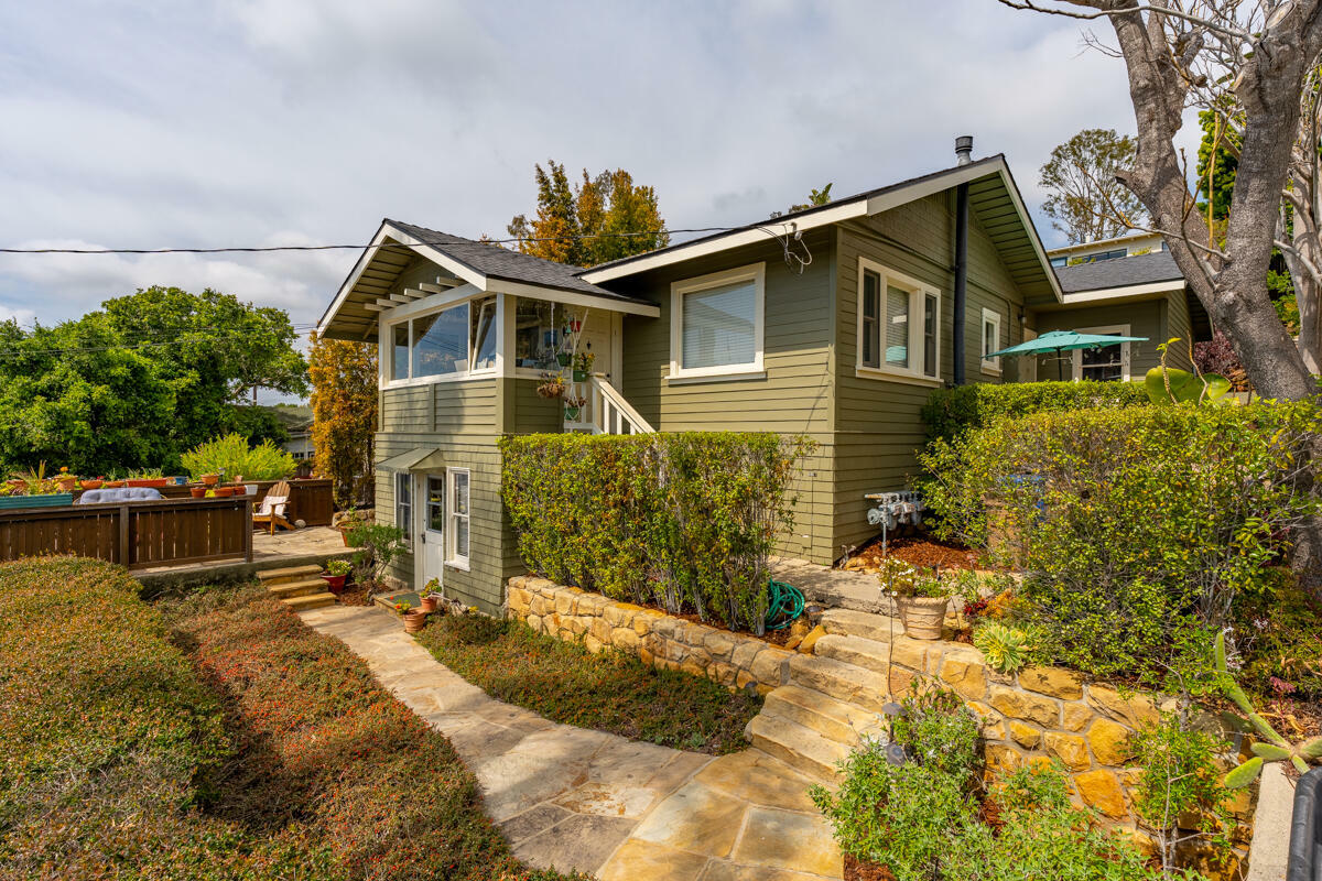 1824 Grand Avenue  Santa Barbara CA 93103 photo