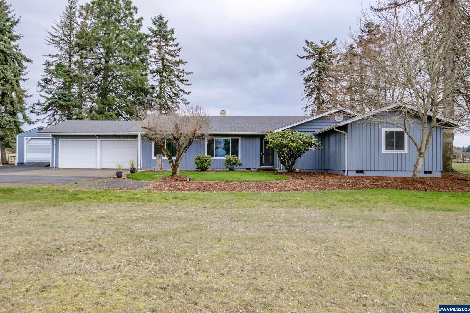 Property Photo: 41350 Sunset Wy SE OR 97383