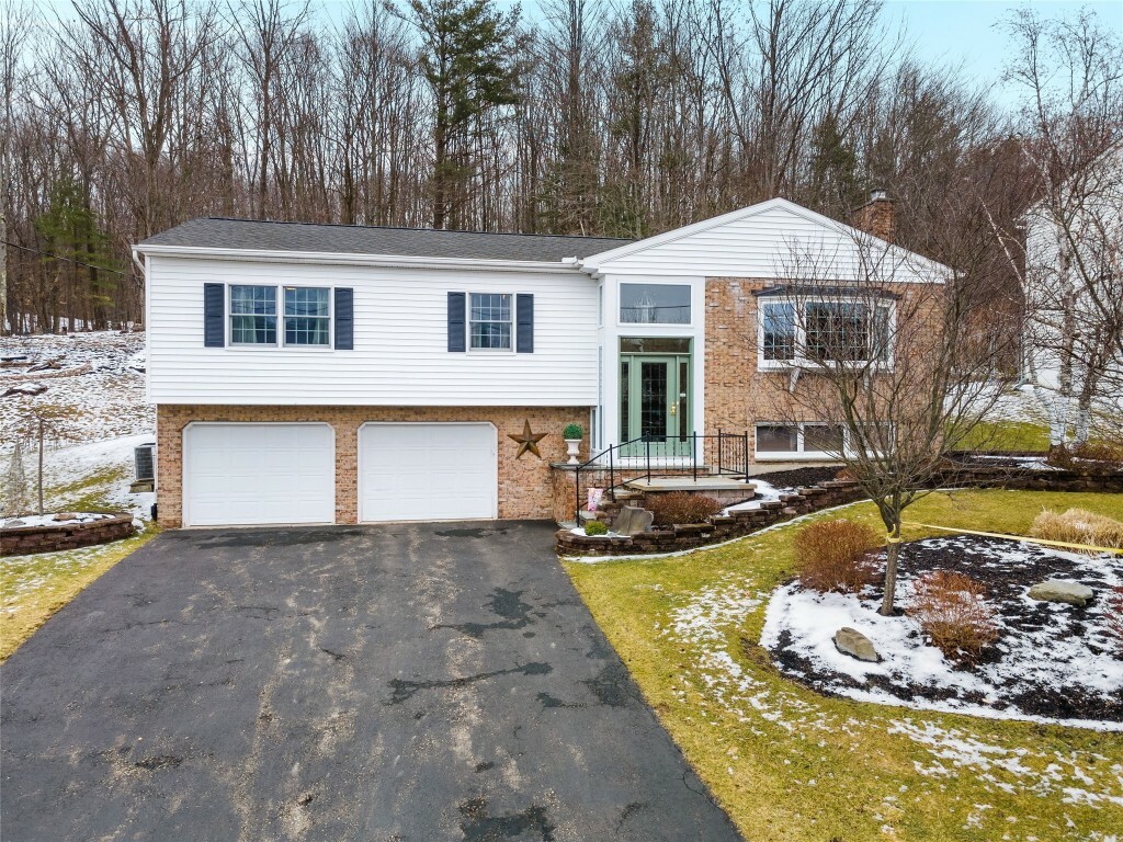 1421 Campus Drive  Vestal NY 13850 photo
