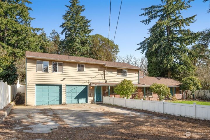 12052 5th Avenue S  Seattle WA 98168 photo