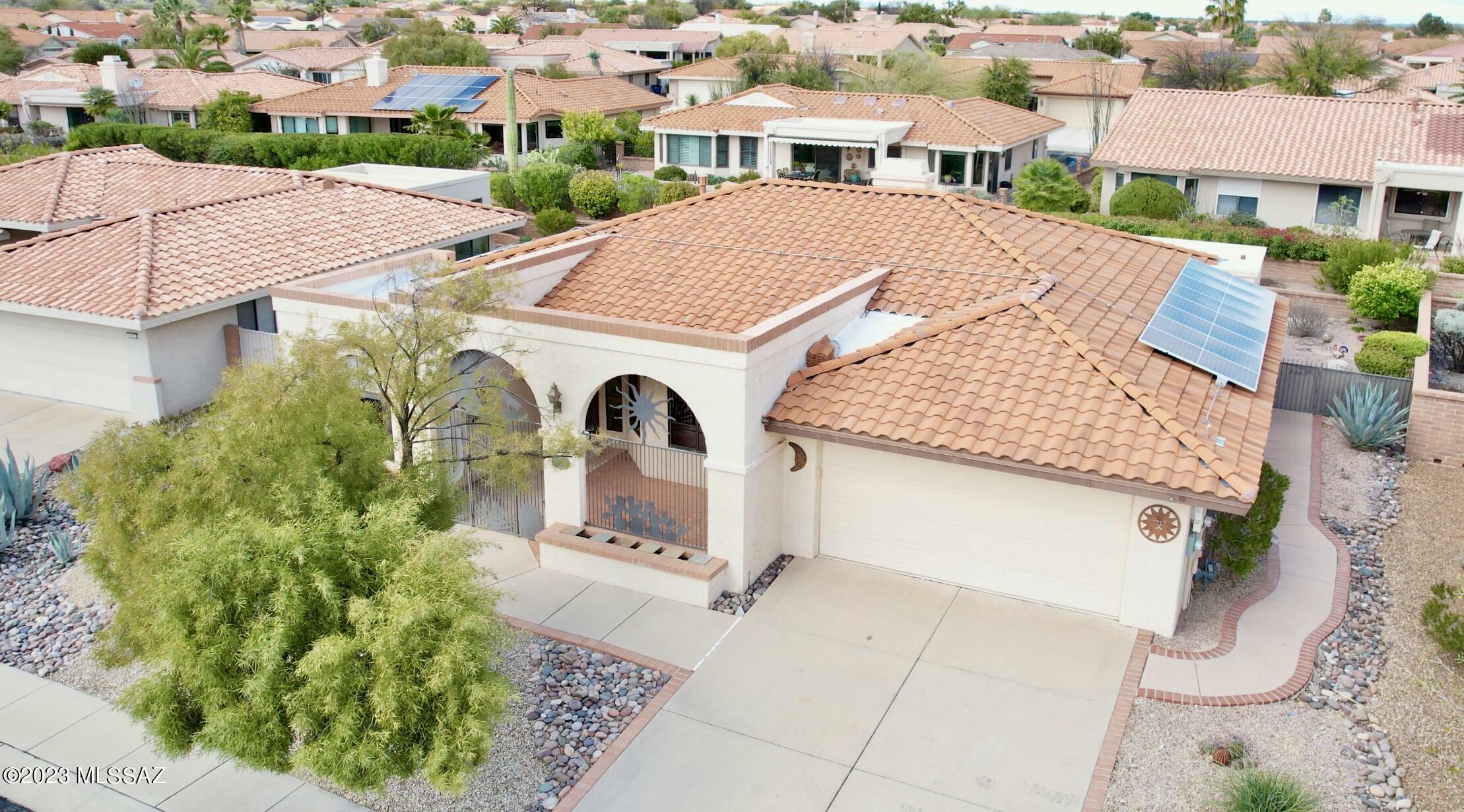 Property Photo:  973 E Rising Sun Drive  AZ 85755 