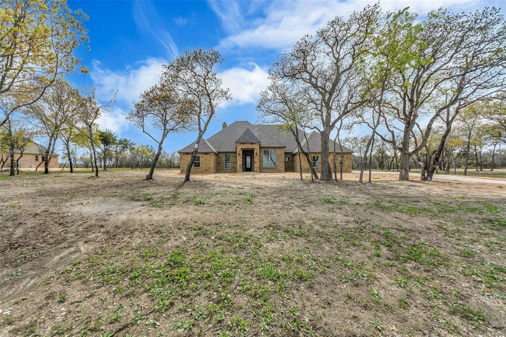 Property Photo:  608 Veal Station Road  TX 76085 