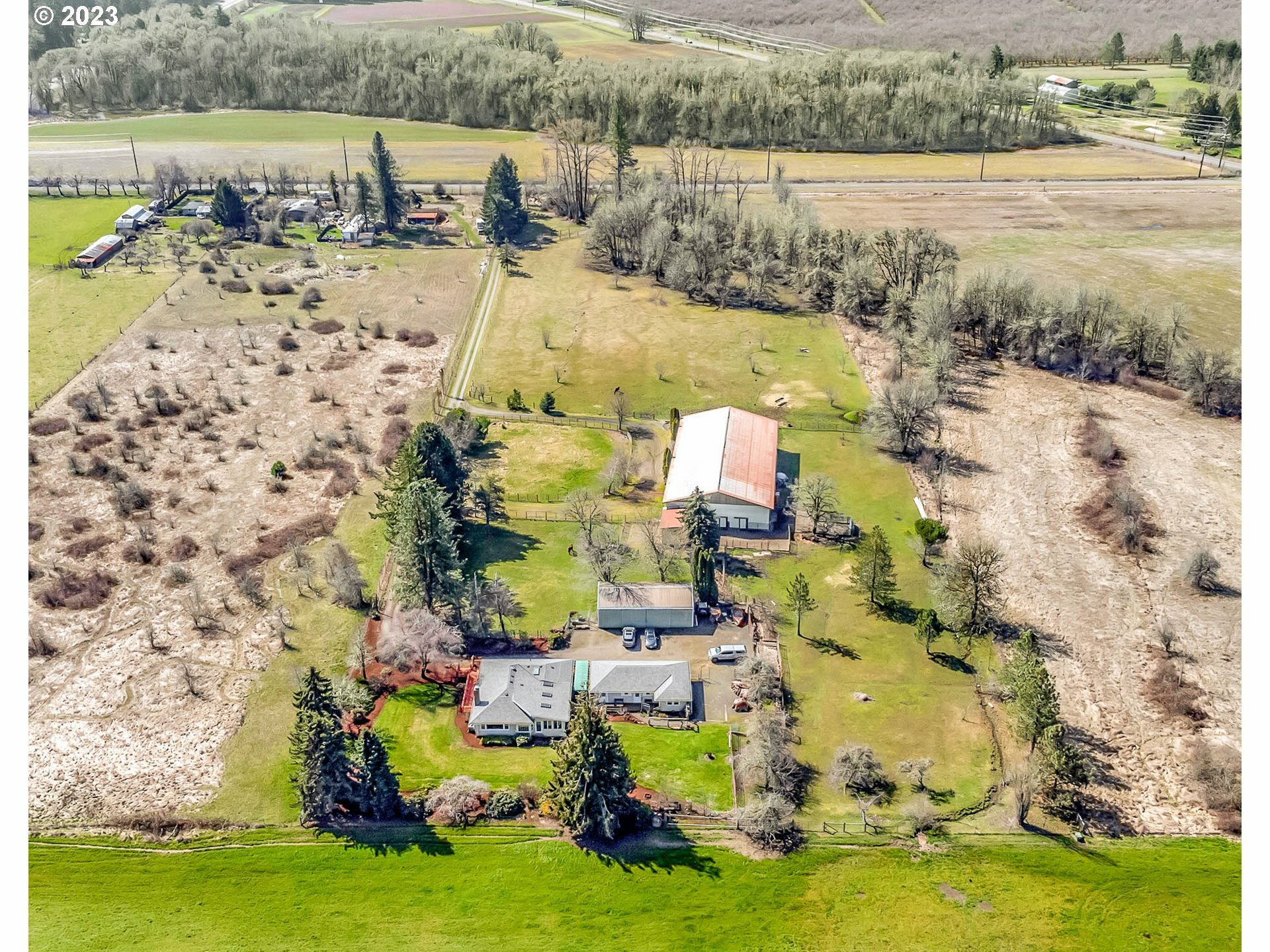 Property Photo: 25939 Krugur Park Rd OR 97448