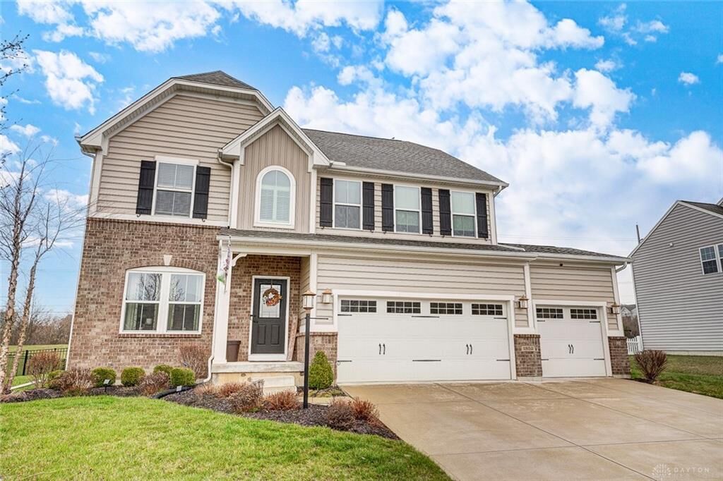 Property Photo: 1852 Spring Meadows Drive OH 45385