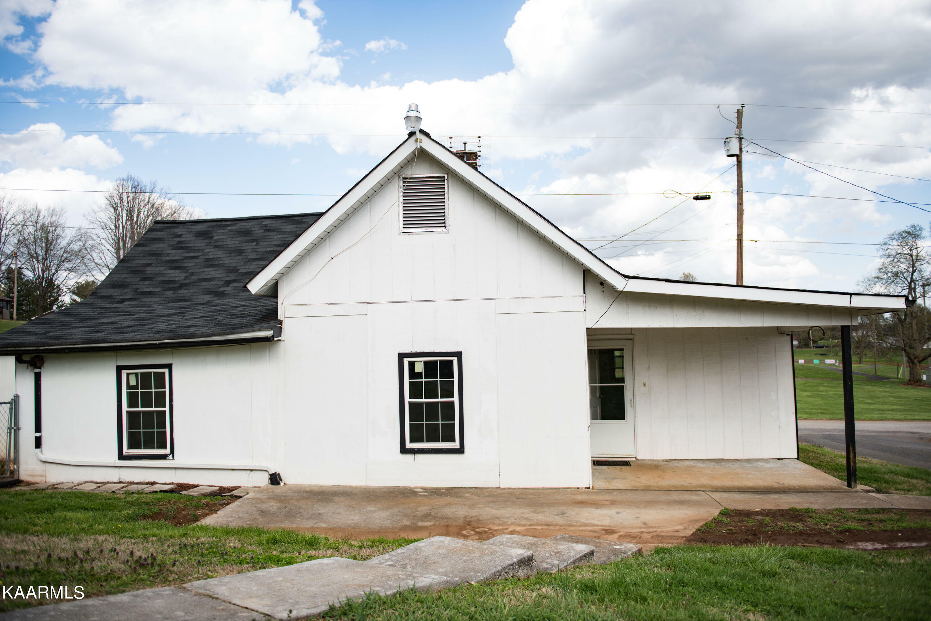 Property Photo:  1029 Cunningham St  TN 37820 