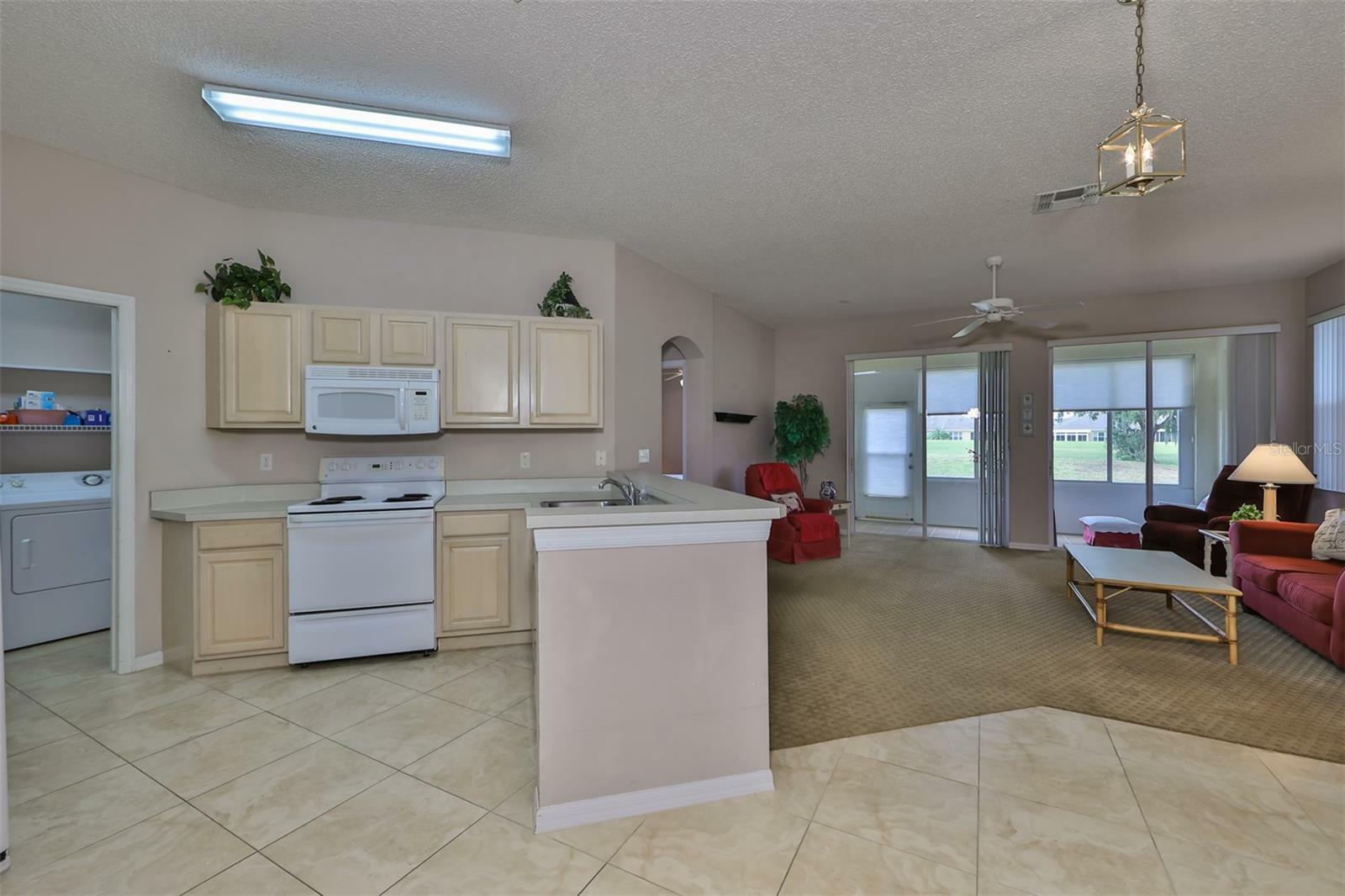 Property Photo:  2113 Acadia Greens Drive  FL 33573 