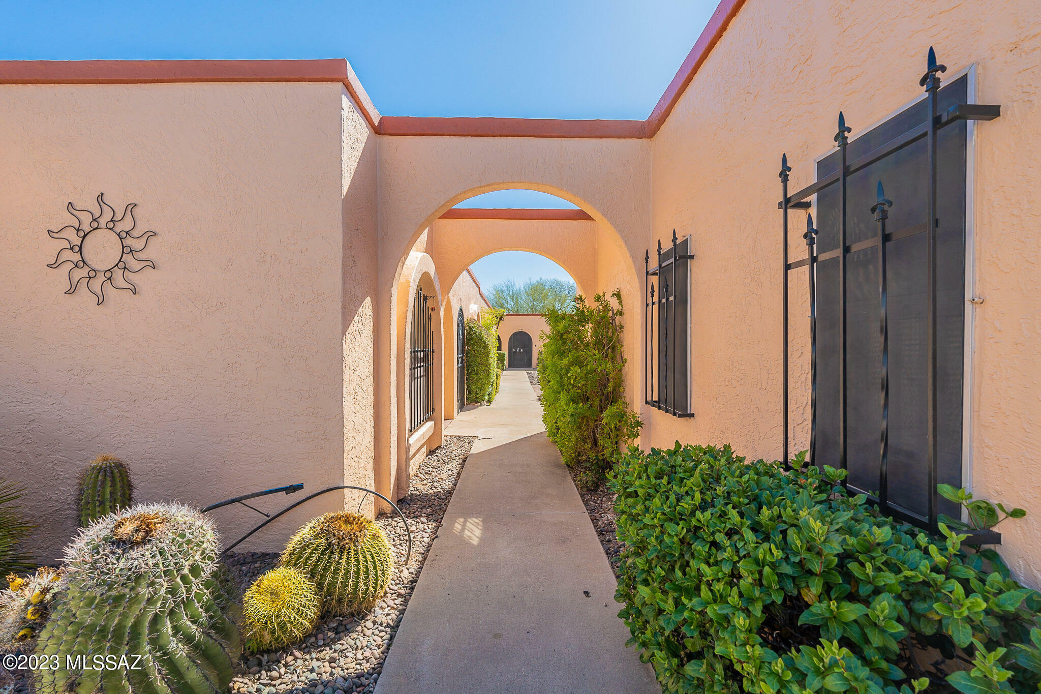 Property Photo:  1055 S Calle De Las Casitas  AZ 85614 