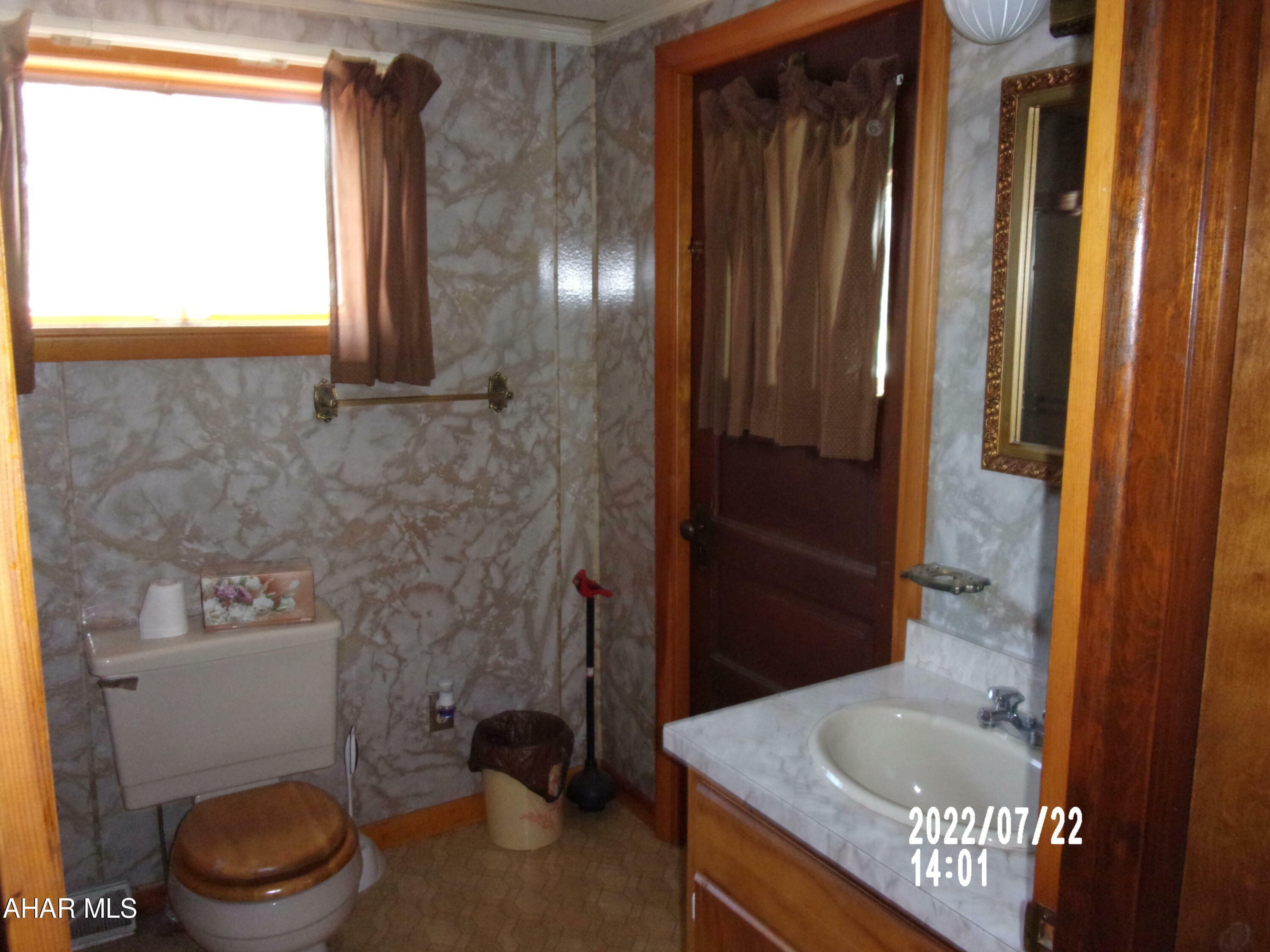 Property Photo: 1507 Princeton Road PA 16602