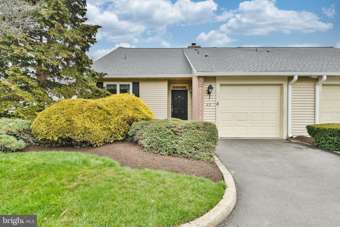 Property Photo: 63 Sutphin Pines PA 19067