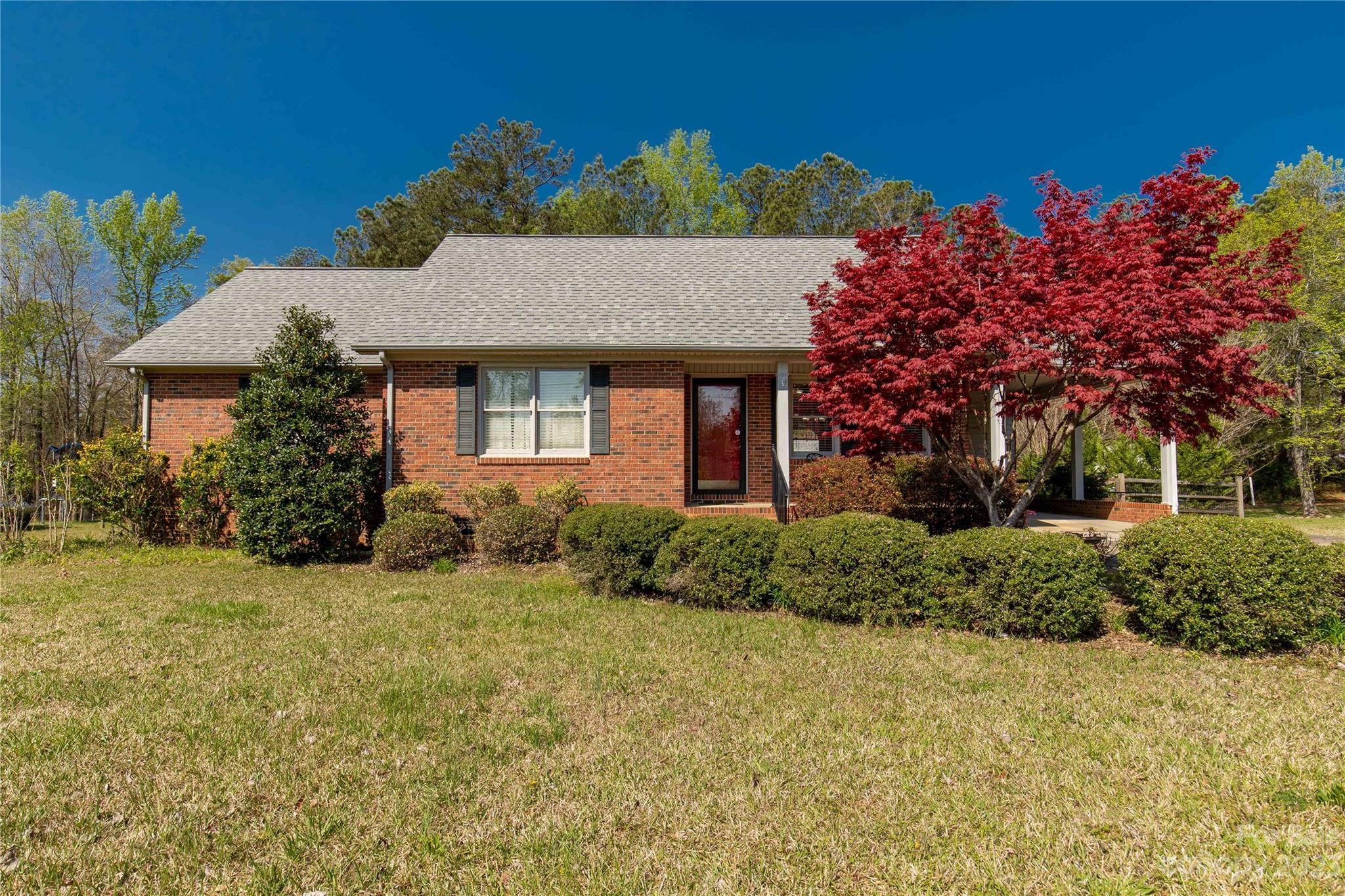 2084 Country Club Drive  Lancaster SC 29720 photo