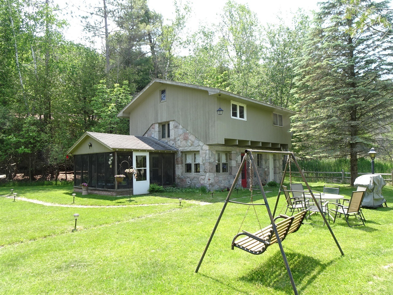 2840 Crescent Beach Road  Manistee MI 49660-9214 photo